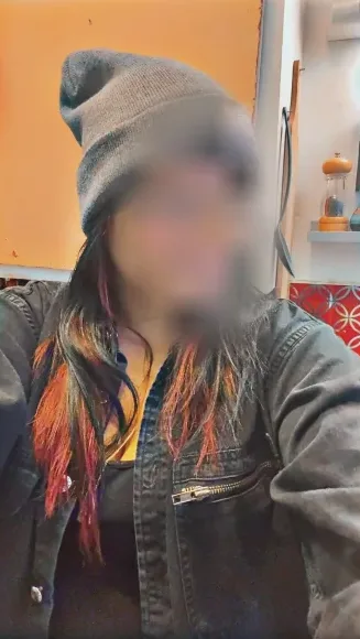 Diana, 32