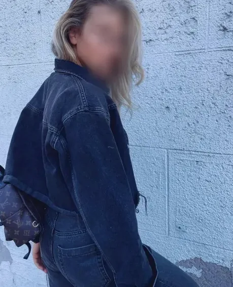 Helena, 31
