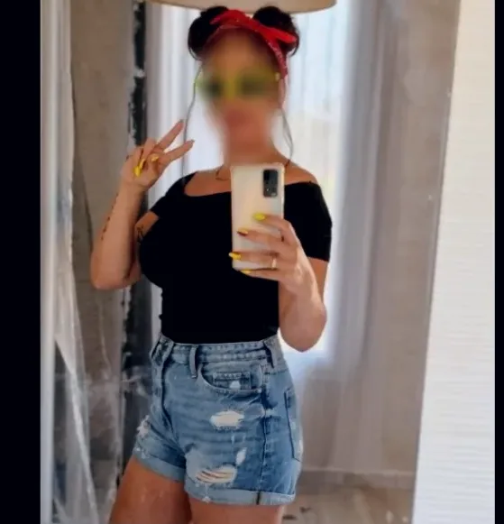 Michelle, 37