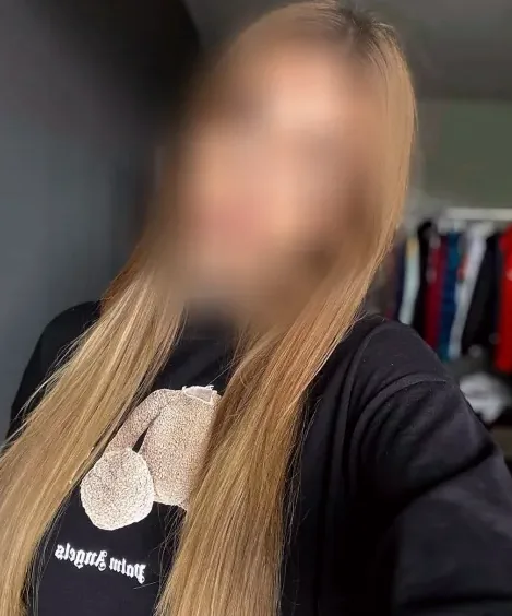 Nisa, 28