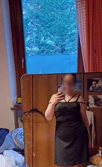 Wiebke, 27